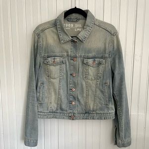 Women’s Gap Denim Jean Jacket Light Vintage Wash Size Large Petite